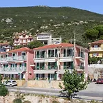 Apostolos 1 Daire *